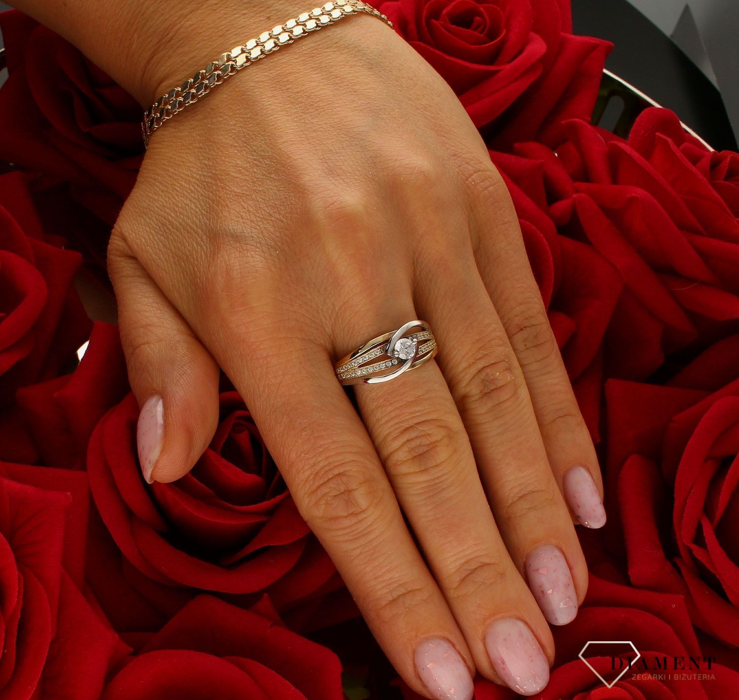 Złoty pierścionek damski cyrkonia z białym złotem próba 375 PI 5889A 375. Złota biżuteria na prezent. Pierścionki złote na preze.jpg